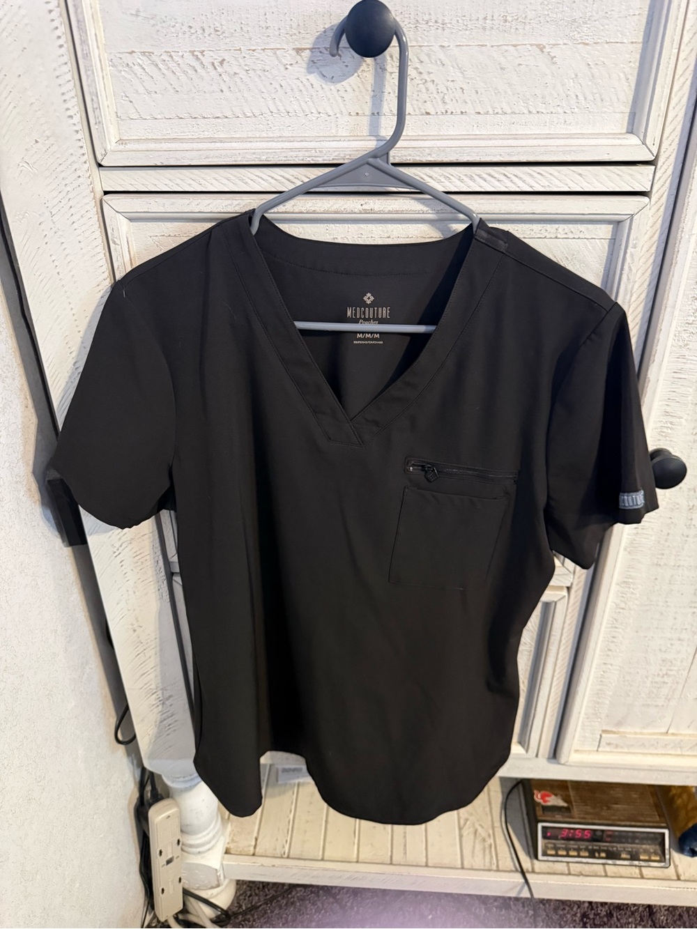 Med Couture Black Men’s V-Neck Scrub Top with Zip Chest Pocket